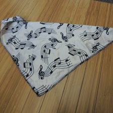 Music note scarf