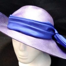 Purple floppy hat with bow