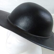 Black hat with wide brim