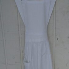 White apron with pocket