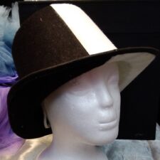 Black and white top hat